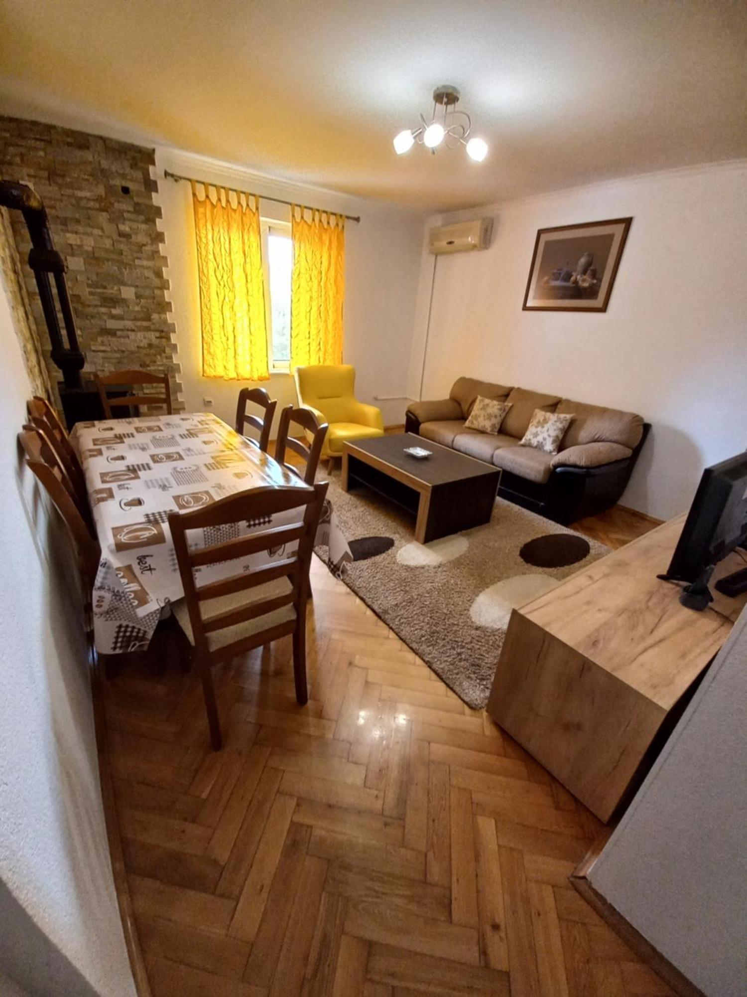 Petkovic Accommodation Tivat Zimmer foto
